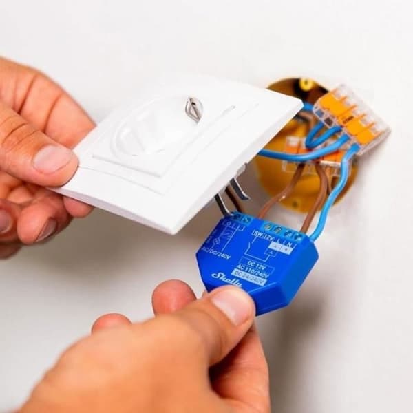 Mikromodul smart switch - Shelly - Plus 1 - Wi-Fi - 16 A - 2300 W - Inomhus