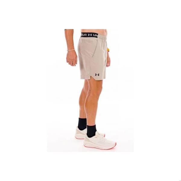 Shorts - UNDER ARMOUR - Vanish - Beige - Ultralätt - Optimalt komfort