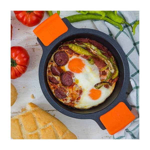 PINTI Casserole 2 hanterar effektivt non-stick pannor med lock CM28