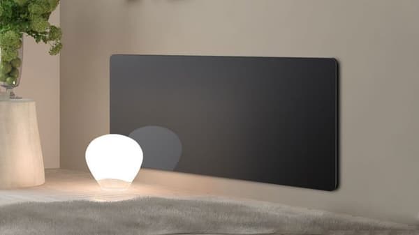 CAYENNE Klaas LCD 2000 watt - Programmerbar elektrisk strålningspanel - Svart glasfront