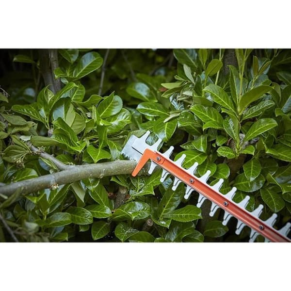 Häcksax - BLACK+DECKER - BCHTS36B - 36V - 55 cm blad - Powercommand™-teknik