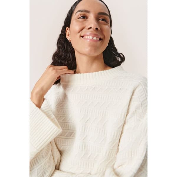 Pullover dam Soaked in Luxury Molina Structure