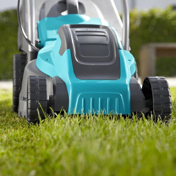 Elektrisk gräsklippare - GARDENA PowerMax - Klippbredd 32 cm - Brickutkast