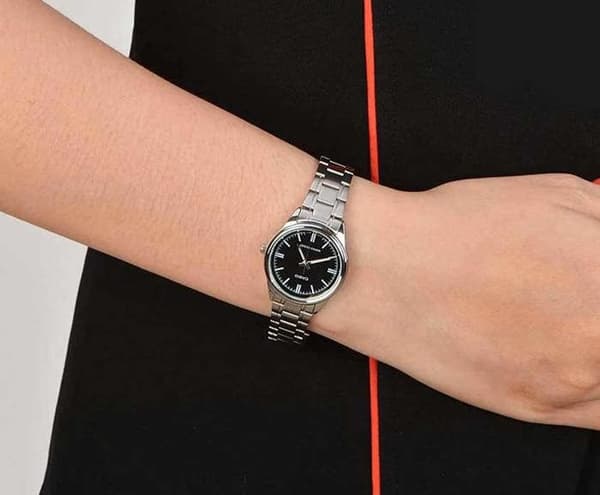 Klocka - CASIO - LTP-V005D-1 - Kvarts - 31 mm - Rostfritt stål