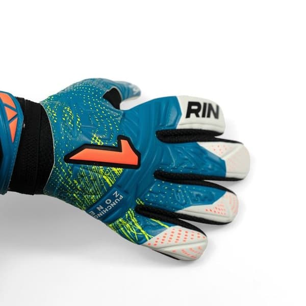 Rinat Fiera målvaktshandskar