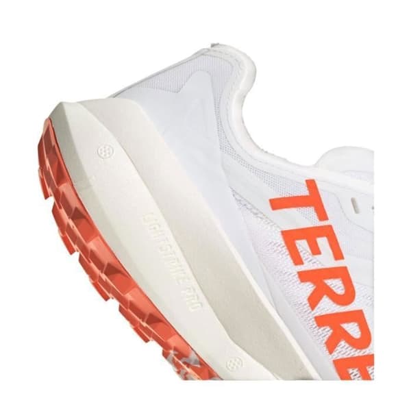 Adidas Terrex Agravic JI0954 skor