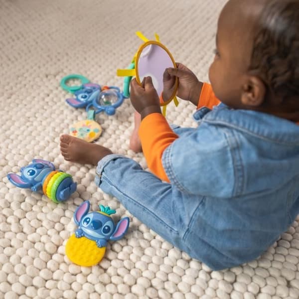 DISNEY BABY - STITCH - Presentlåda för nyfödda - 4 babyleksaker, Rassel, Bitleksak, Multisensoriska leksaker