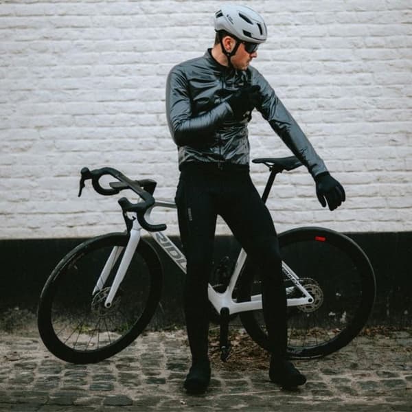 Bioracer vattentät jacka - svart
