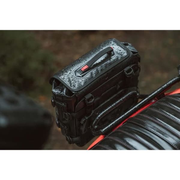 Ett par SW-Motech WP M/S sidoväskor. Ducati Scrambler (18-). - svart - 39L