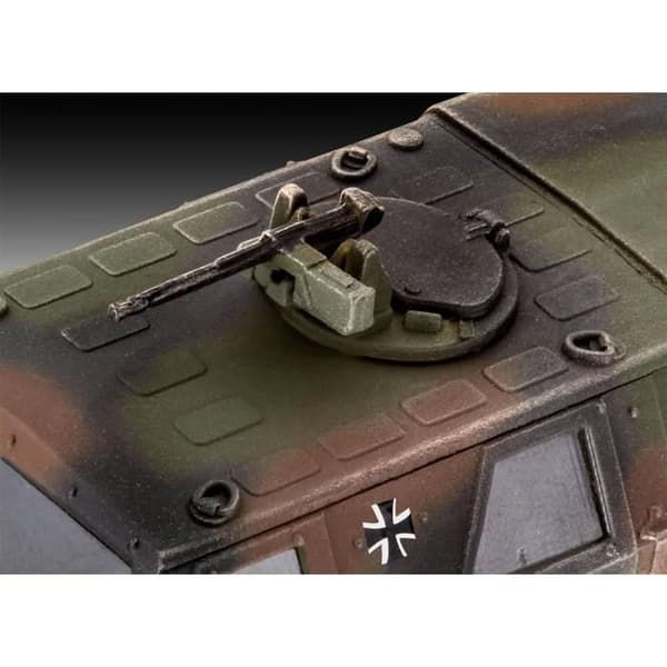 Revell ATF Dingo modell i skala 1:72
