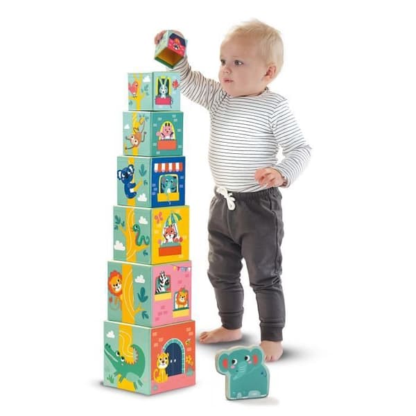 Staplingsblockstorn med djurfigurer