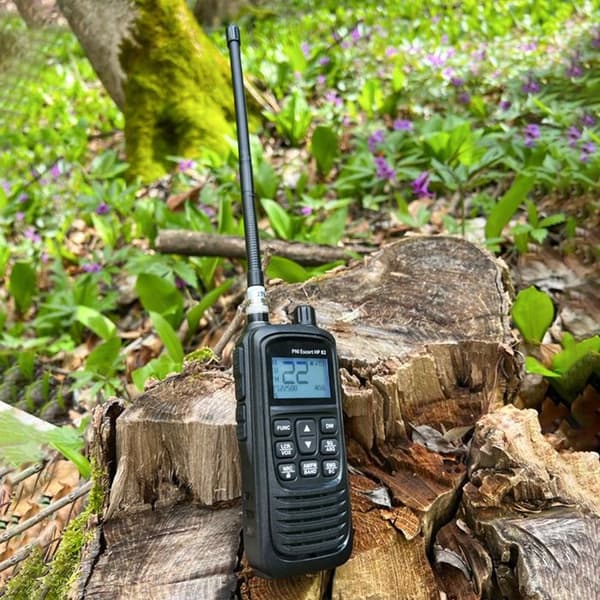 CiBi - PNI - Escort HP 82 - Bärbar - Multi standard - 4W AM/FM
