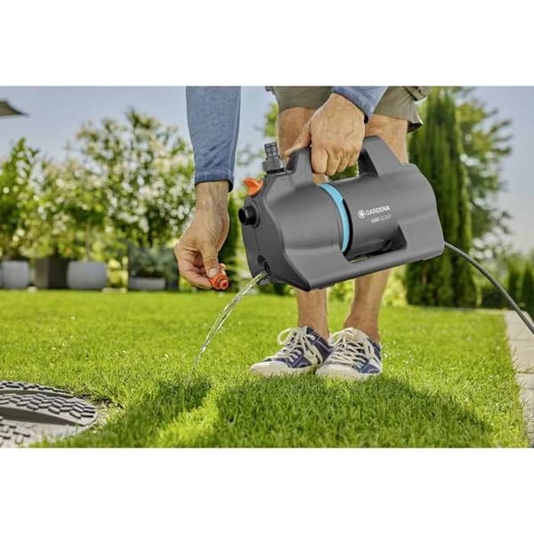 Trädgårdspump - GARDENA 5000 Silent - 550 W - Flöde 5100 l/h