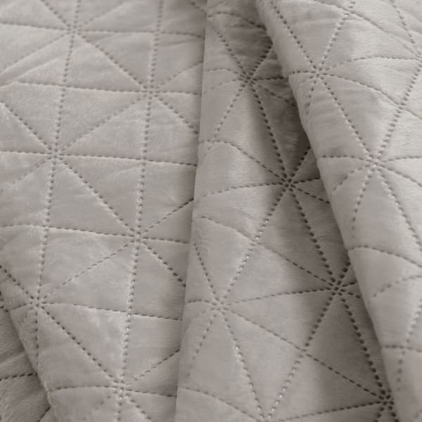Sängöverkast - LAILA - Beige - Vändbart quiltat - Polyester sammet 240x260