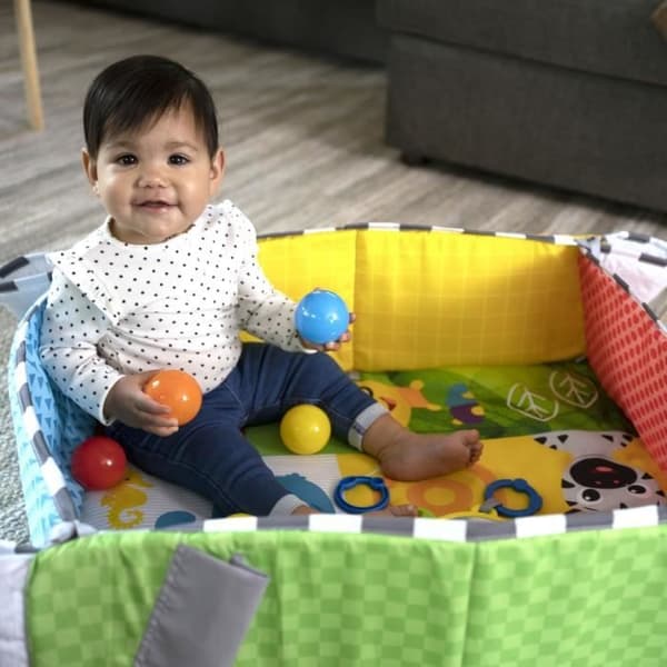BABY EINSTEIN Patchs 5 i 1 Color Playspace™ Activity Gym & Ball Pit