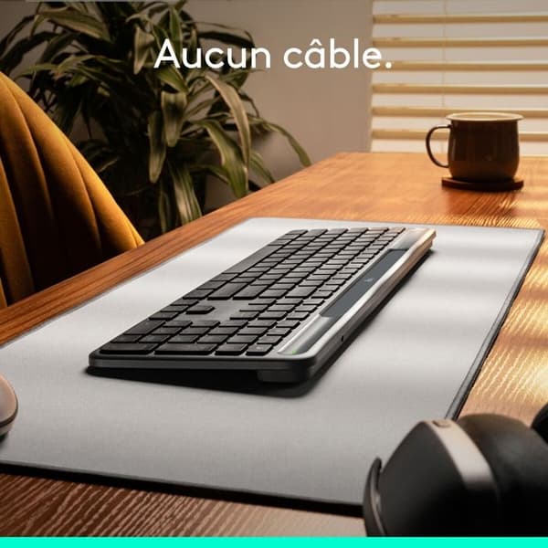 Logitech trådlöst Bluetooth-tangentbord Azerty Signature Slim Solar+ Grafit