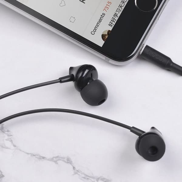 Hörlurar - HOCO - M60 - Trådad - Svettålig - In-ear