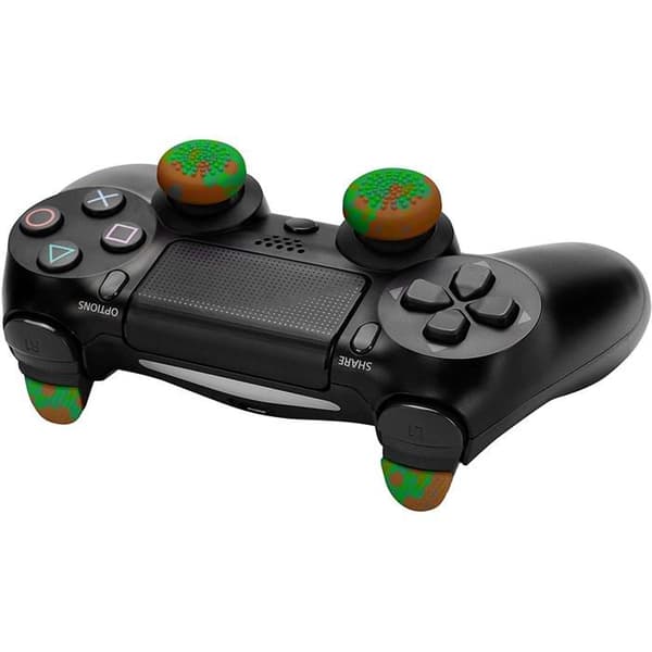 Gioteck - Mega Pack med tumgrepp för PS4