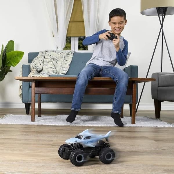 MONSTER JAM RC - MEGALODON - Skala 1:24