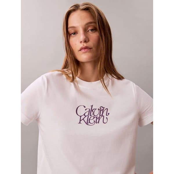 T-Shirt Ck Jeans Ss Ajusté Script Cal