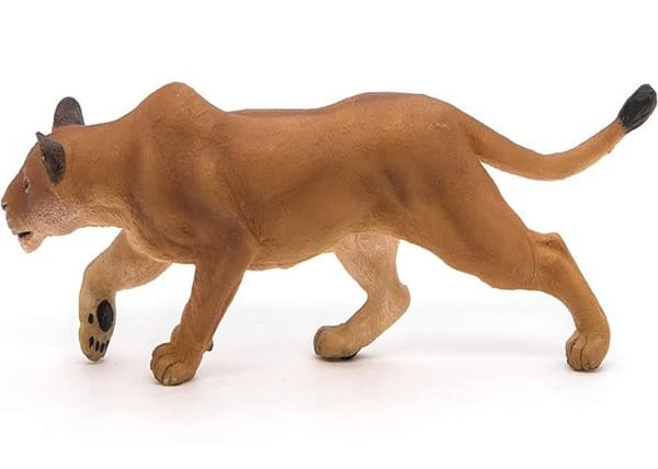 Papo - Hunting Lioness Figurine