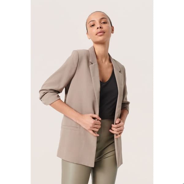Damblazer Soaked in Luxury Shirley