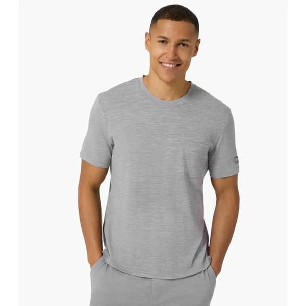 T-shirt super.natural ficka
