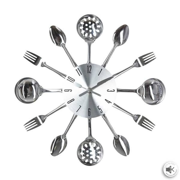 Klocka "Utrustning" i silvermetall D38cm - Atmosphera Inredningsdesigner