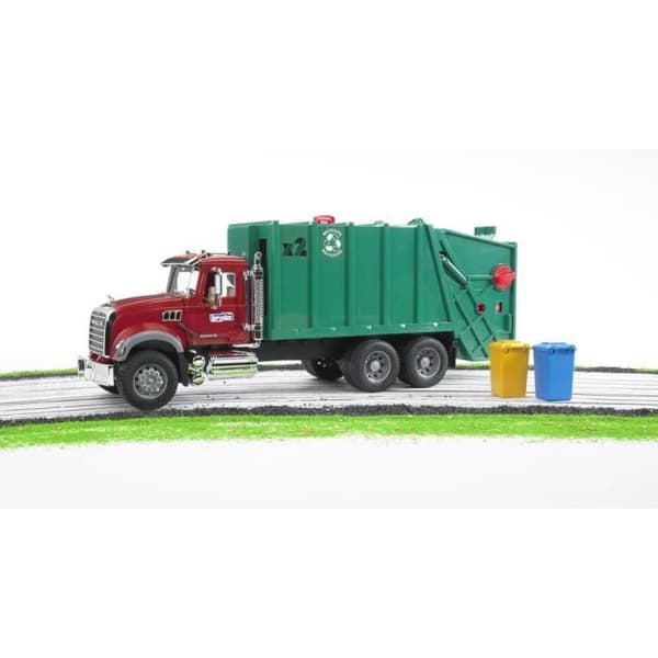 MACK Granit sopbil - BRUDER - Med soplyftsystem - 2 papperskorgar - Grön