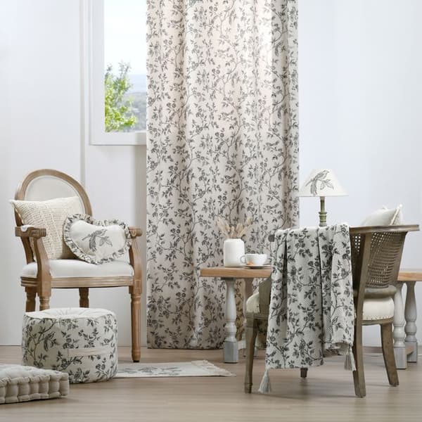Pläd - LOVELY CASA - Blommönster - Ecru - 125 x 150 cm - Pomponger