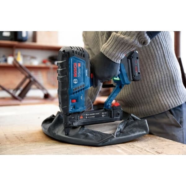 Träklammermaskin aaa batteri gth 18v-38 m