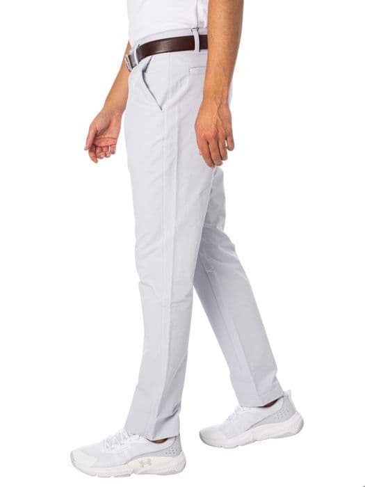 Under Armour grå Tech Tapered chinos — tapered passform, 4-vägs stretch