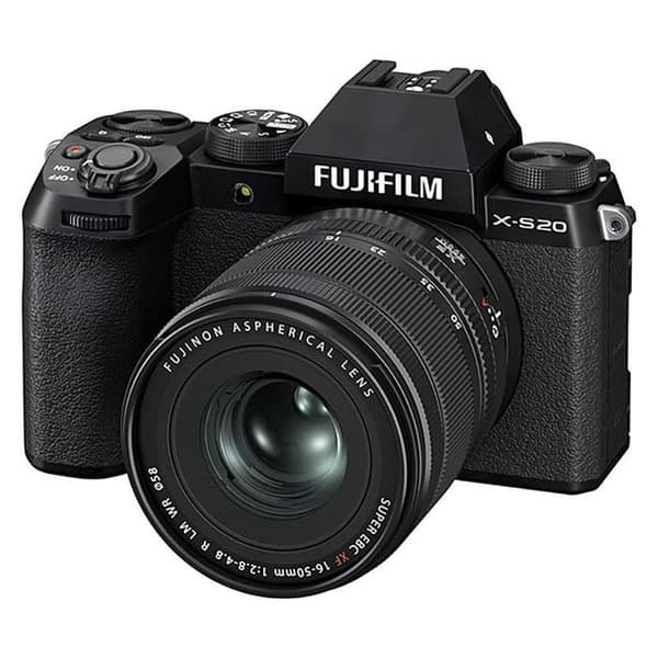 FUJIFILM X-S20 SVART + 16-50mm