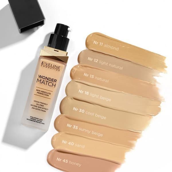 Stiftelse - EVELINE - Match Foundation nr 15 Natural - 30 ml - Beige - Lång hållbarhet - Sidenmatt finish