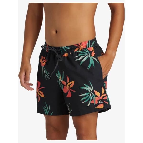 Quiksilver badbyxor för män. 100 % återvunnen polyester.