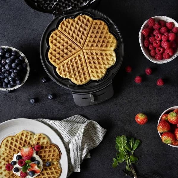 Princess Waffle Maker Deluxe 5 Waffles 1200 W Silver and Black