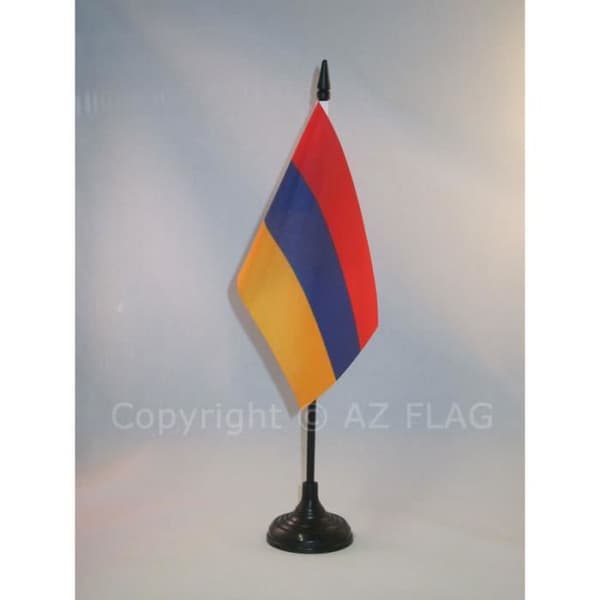 Bordflagga - AZ FLAG - Armenien 15x10 cm - Polyester - Plastisk/svart bas - Rektangulär