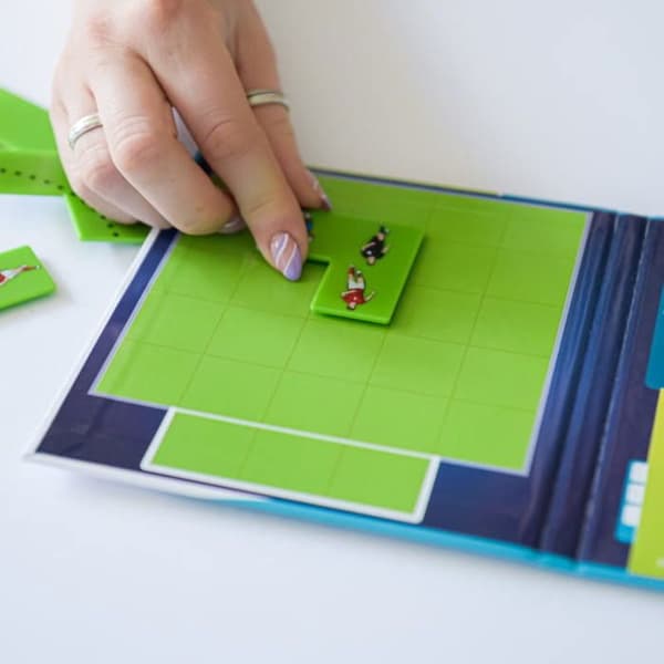 Resespel med magnetisk pussel Goool 6+, Smart Games