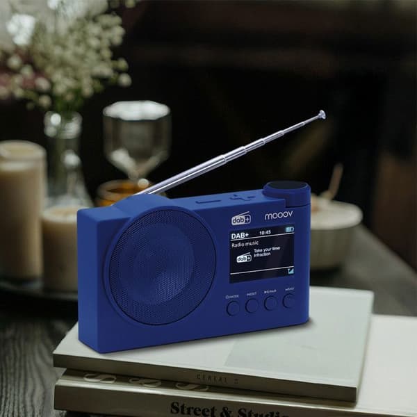 Digitalradio DAB+, FM, Bluetooth och väckarklocka - blå