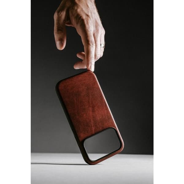 Läderfodral - NOMAD - iPhone 17 Pro - Horween Olde Dublin - MagSafe-skydd - Elegant