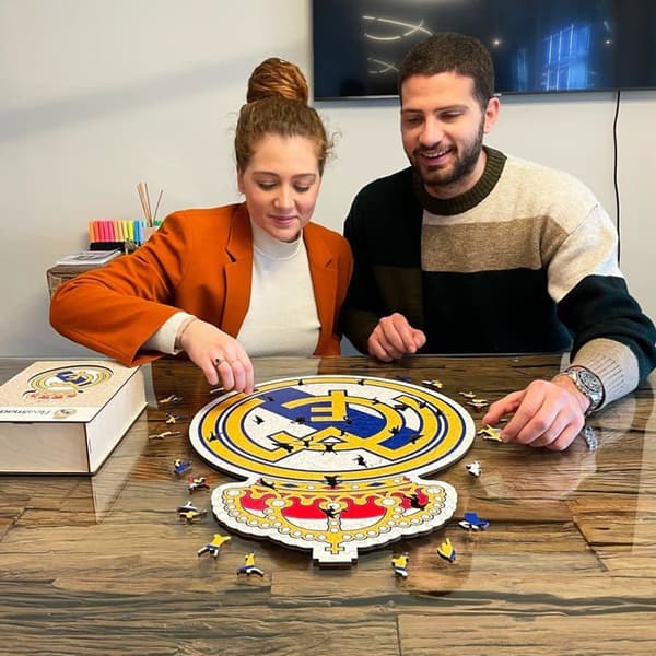 Trä pussel - IKONISKA PUZZLEN - Real Madrid - 270 bitar - Hållbar - Idealiskt present