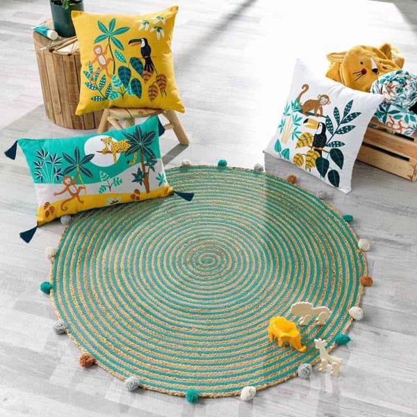 Teppe Barn med Pomponer Dekor "Baloo" 90cm Grön