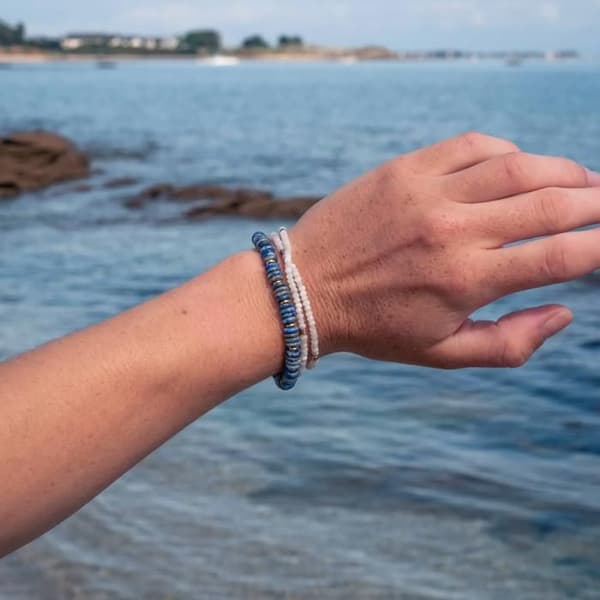 Lumia armband i månsten
