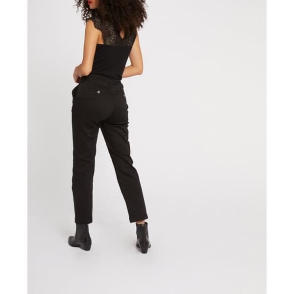 t-shirt med tight passform