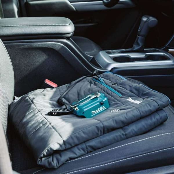 MAKITA DCB200A 18V värmefilt