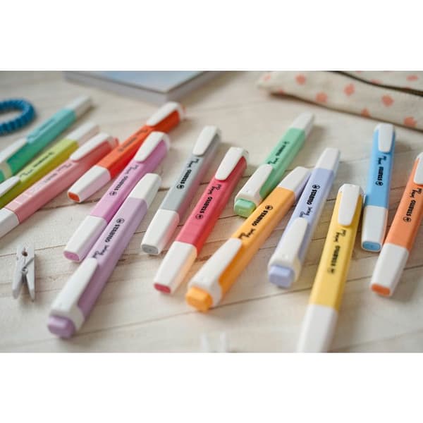 Set med 8 Swing Cool Pastell Highlighters