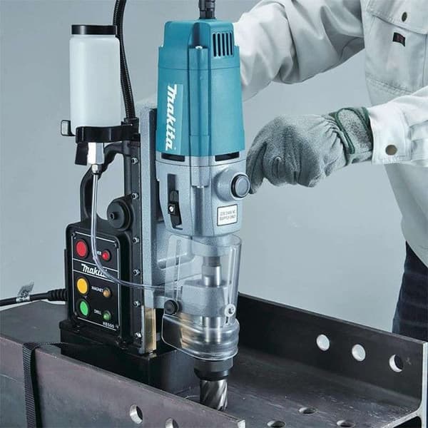 Makita Kärnborrmaskin med magnetbas 1.150W