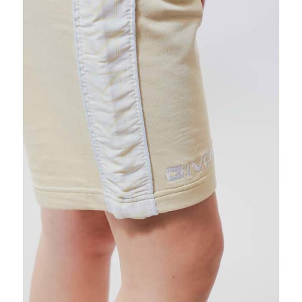 Shorts med Givova-banden