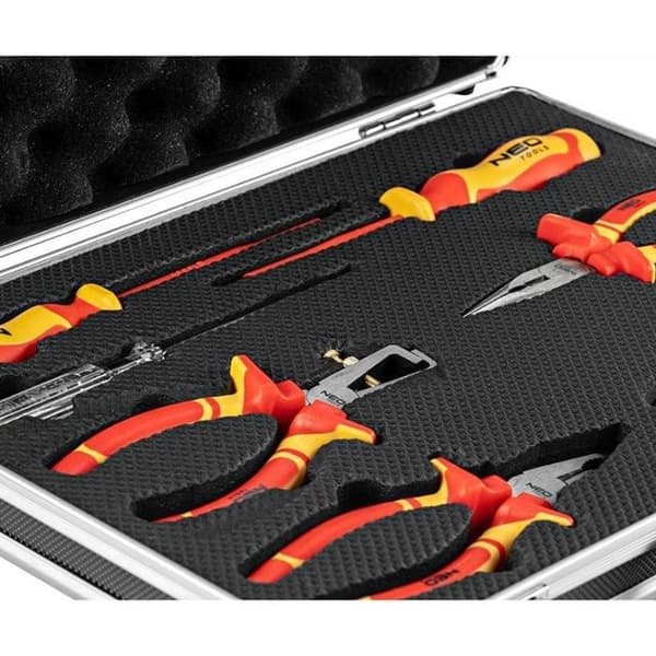 Coffert med 7 isolerade verktyg 1000 V NEO TOOLS 01-235