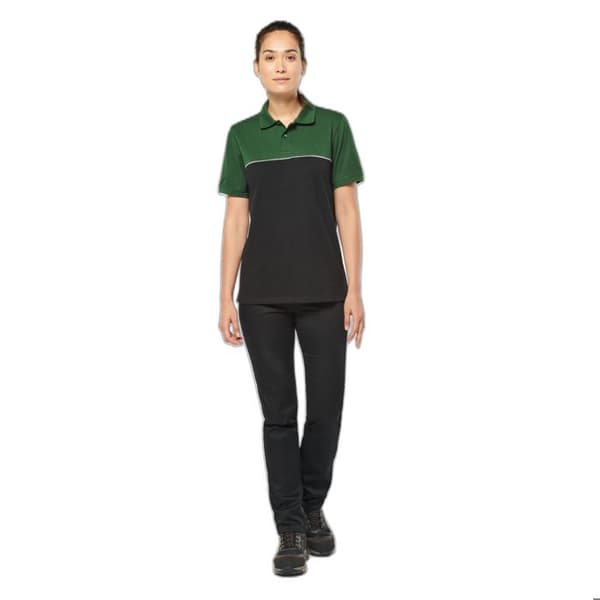Bikolor polo WK. Designad för att fungera